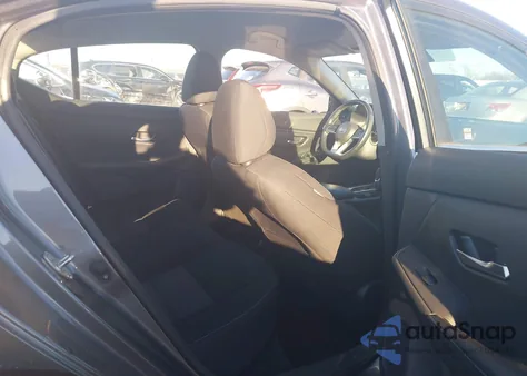 2022 Nissan Sentra Sv Xtronic Cvt z USA, uszkodzony, nr VIN 3N1AB8CV1NY288034